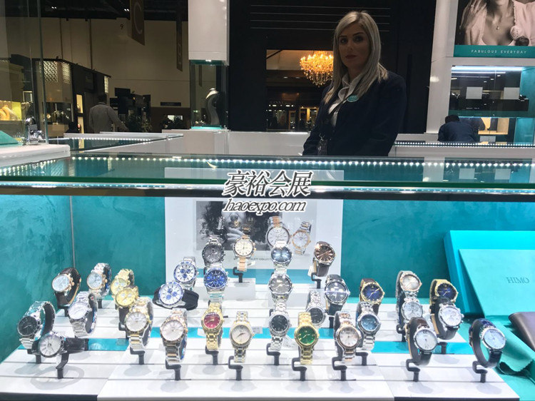 钟表产品在迪拜珠宝展展出